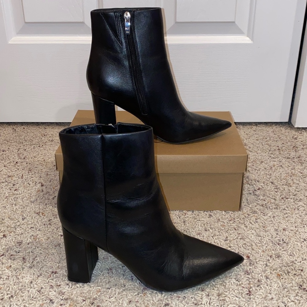 Marc Fisher Glorena Black Leather Heel Ankle Boots. Size 6.5